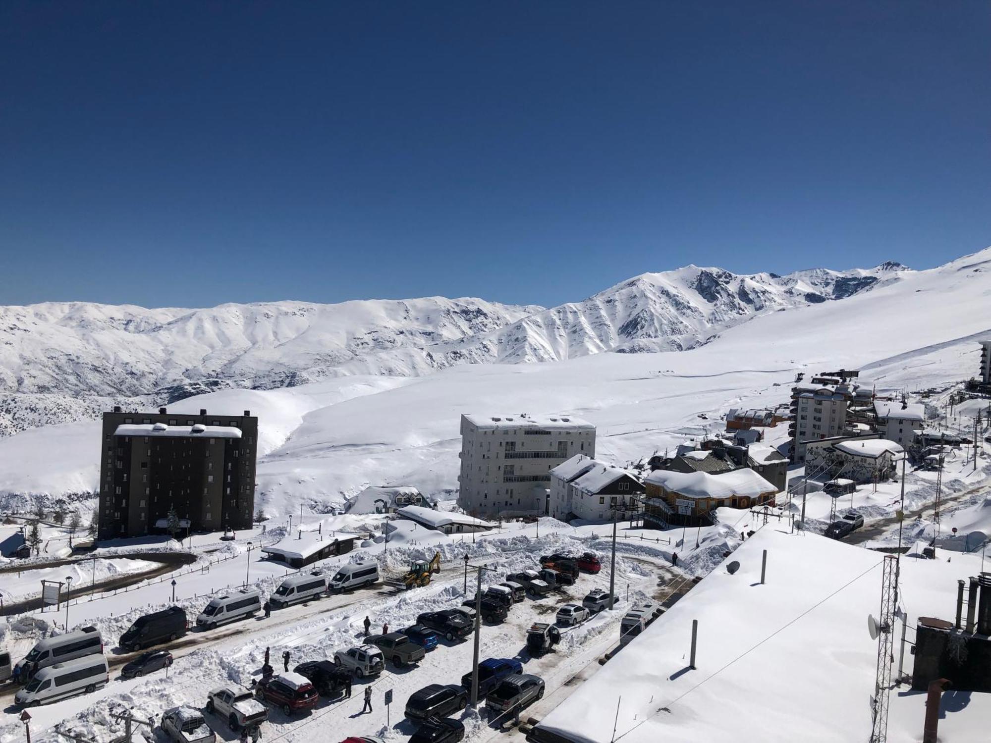 Departamentos Alojamiento Oficial Gran Parador Ski In - Out, Centro De Ski El Colorado, Farellones - Unico Con Descuentos En Servicios Del Centro De Ski Стая снимка